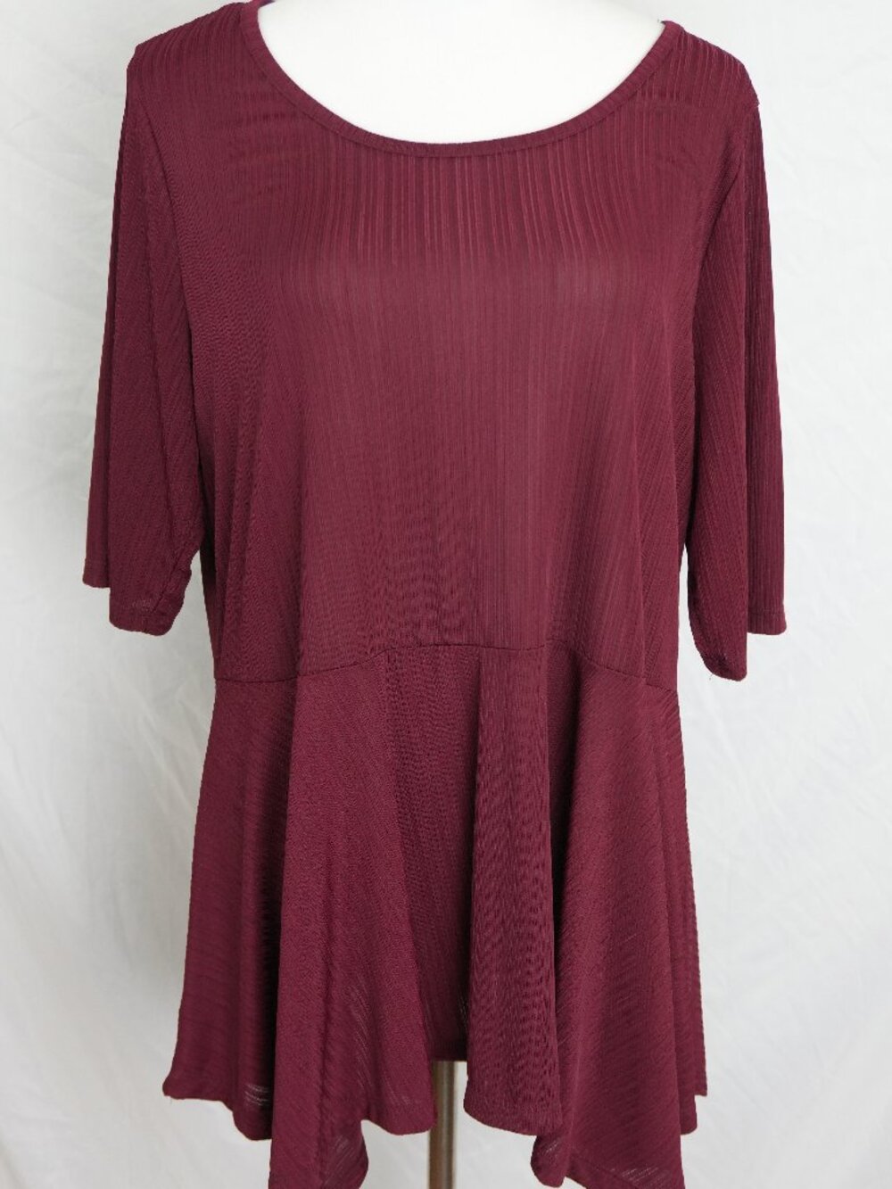 LNC Dana Buchman Womens XL Maroon Top Formal Office Shirt Stripes